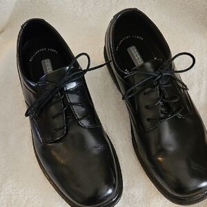 Nunn Bush Men's Glossy Black Derbys